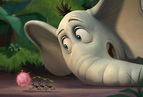 不肯给蚂蚁让路的小象