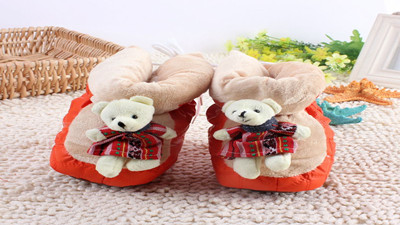 小熊鞋子