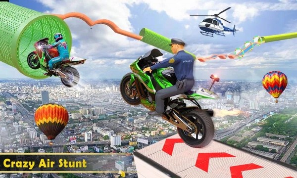 警察摩托斜坡竞速