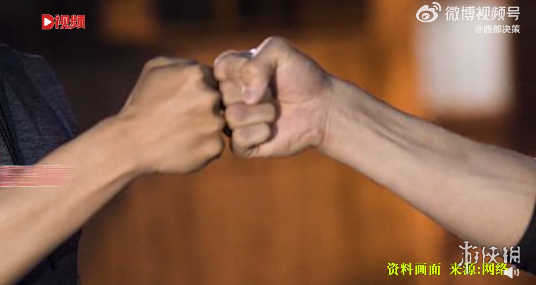 男生打游戏听出网友病危 男生打游戏听出网友病危异地报警